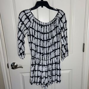 Bar III Off The Shoulder Romper Black White Pattern Elastic Waist w/ Pockets S